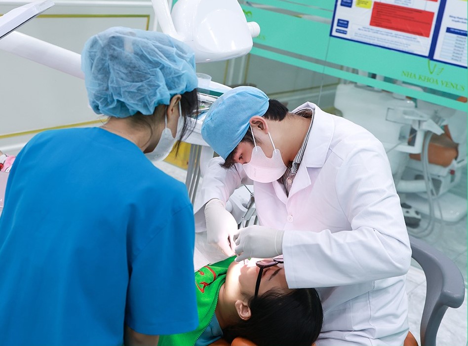 Dịch vụ điều chị viêm nha chu Long Thành, Đồng Nai giá 700k